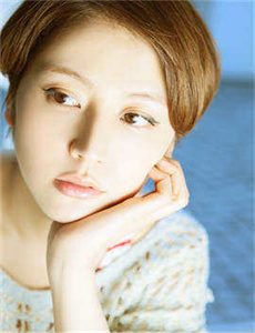 中原女警