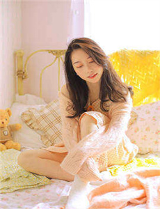 秋霞最新高清无码鲁丝片-美女露3点