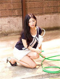 美女无遮盖高清图片-血滴子